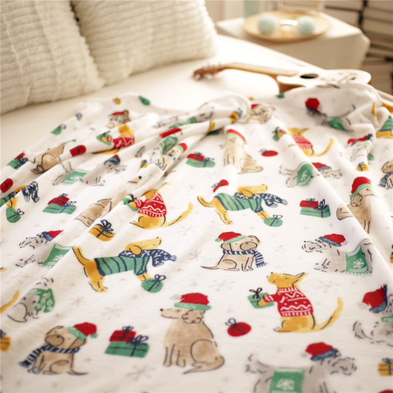 Christmas-themed warm fleece blanket